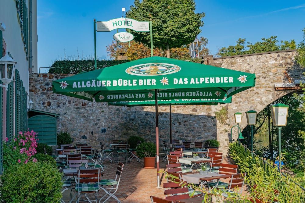 شرفة مرصوفة صورة