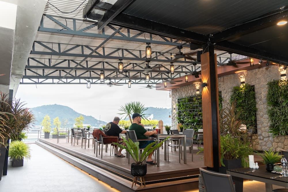 شرفة مرصوفة صورة