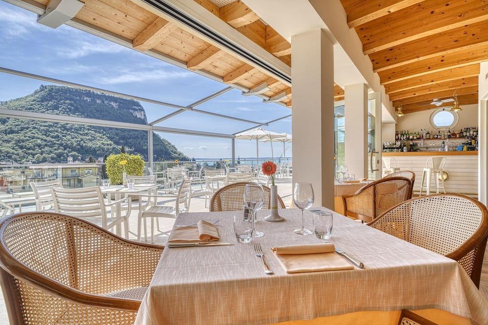 مطعم صورة