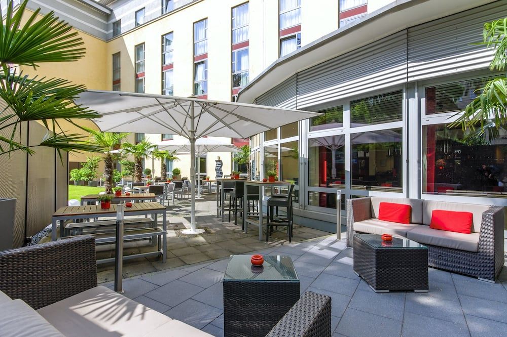 شرفة مرصوفة صورة