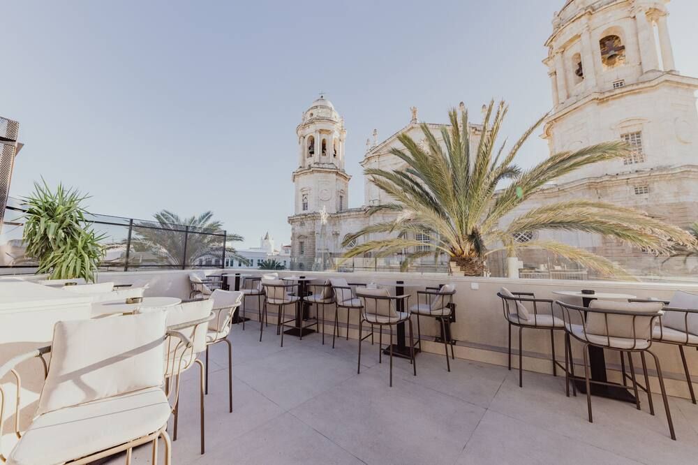 مطعم