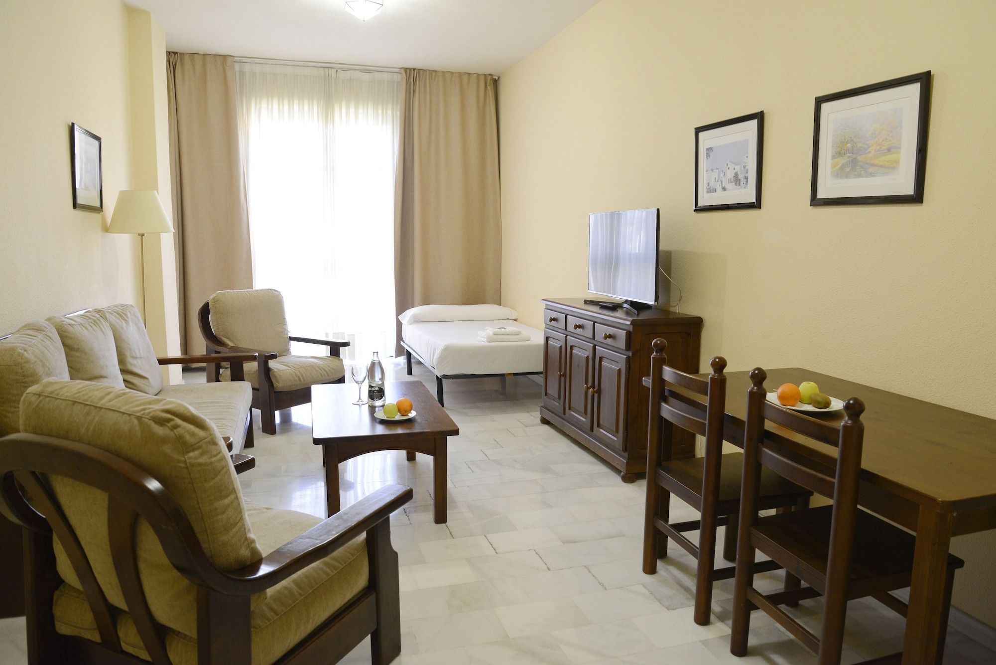 آخر