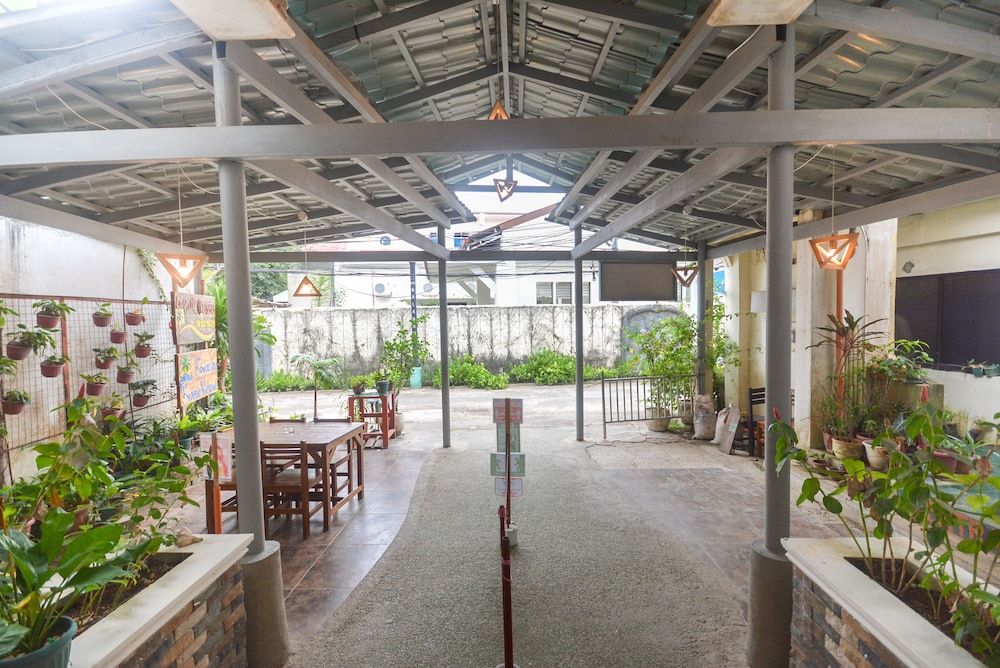 شرفة مرصوفة