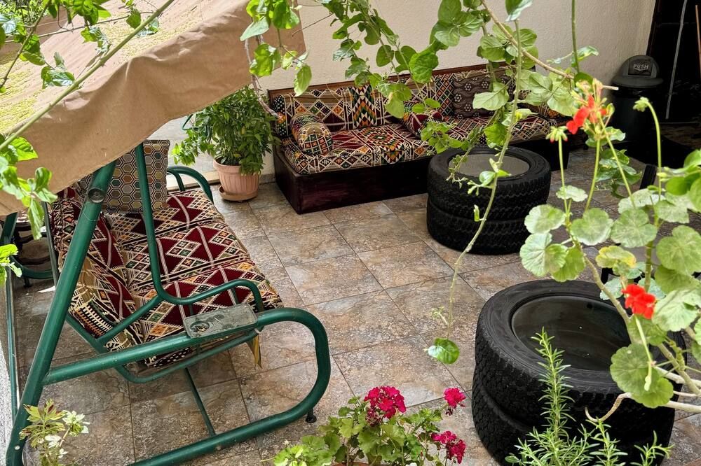 شرفة مرصوفة صورة