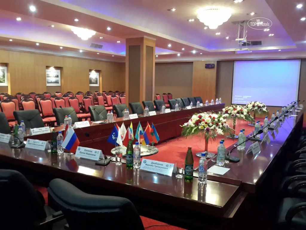 غرفة الاجتماعات