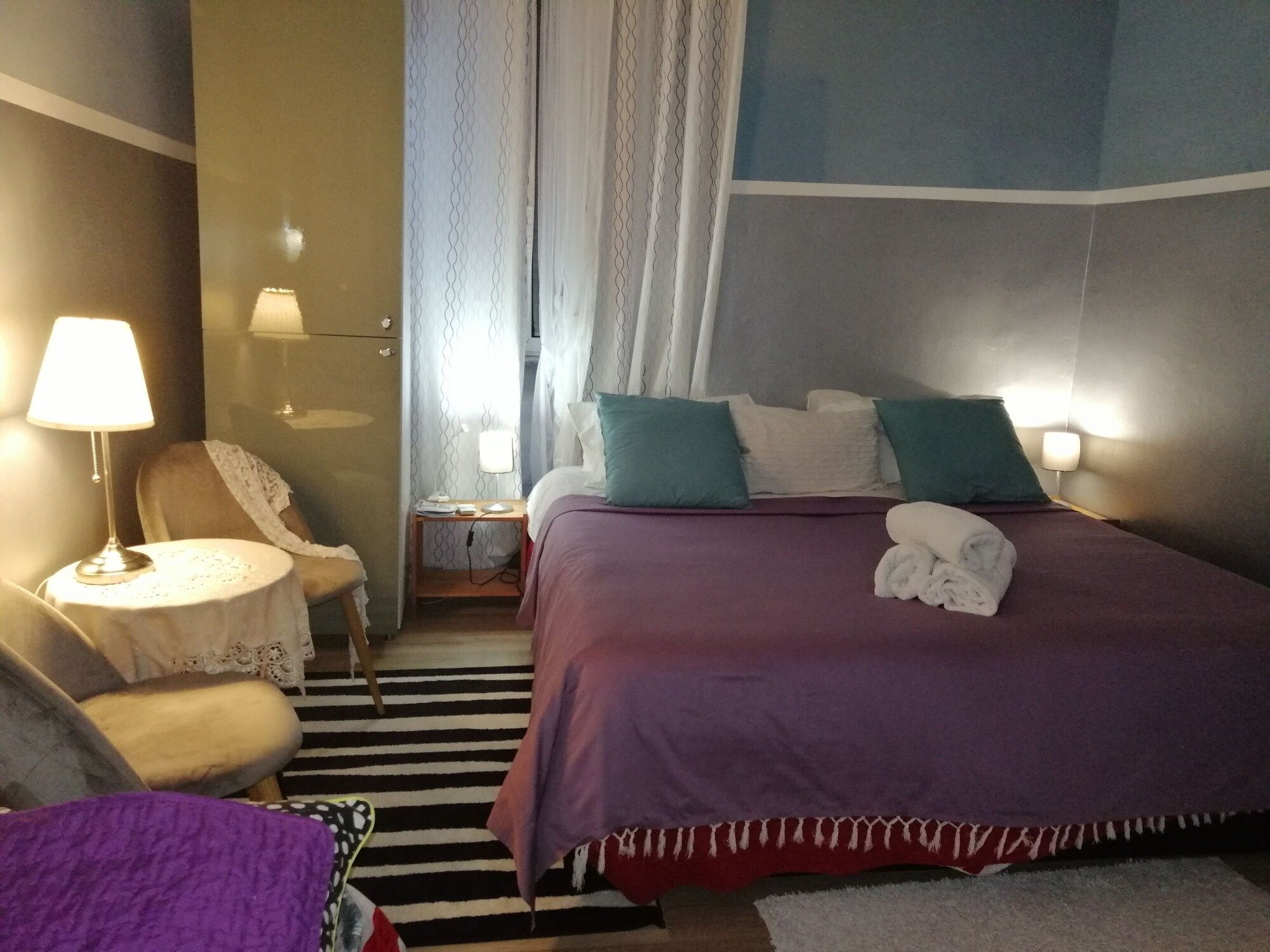 آخر