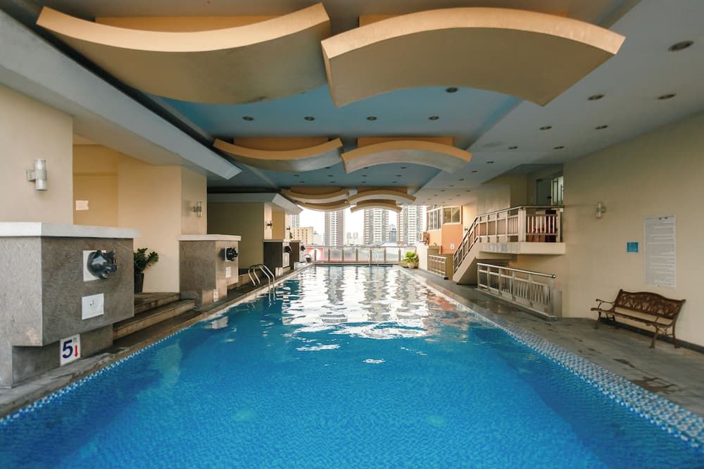 حوض السباحة صورة