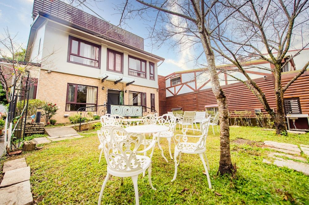 شرفة مرصوفة