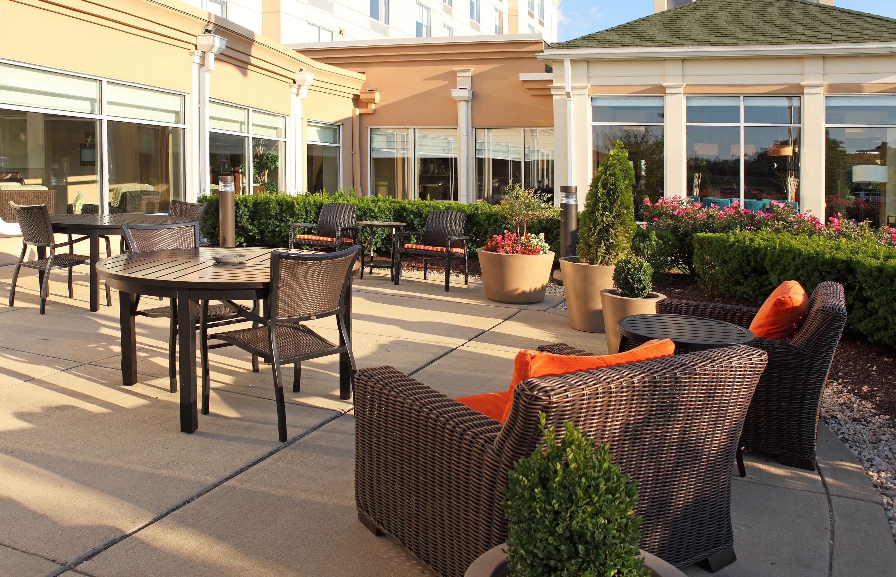 شرفة مرصوفة