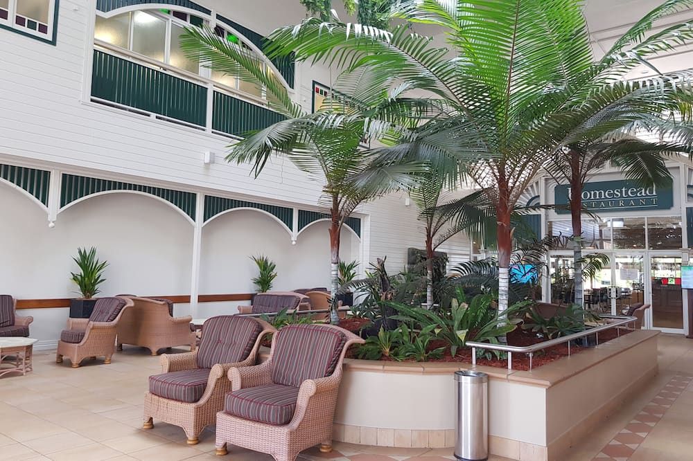 شرفة مرصوفة