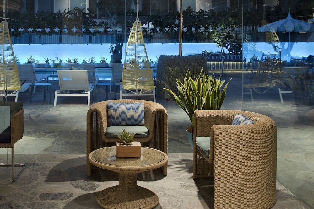 شرفة مرصوفة