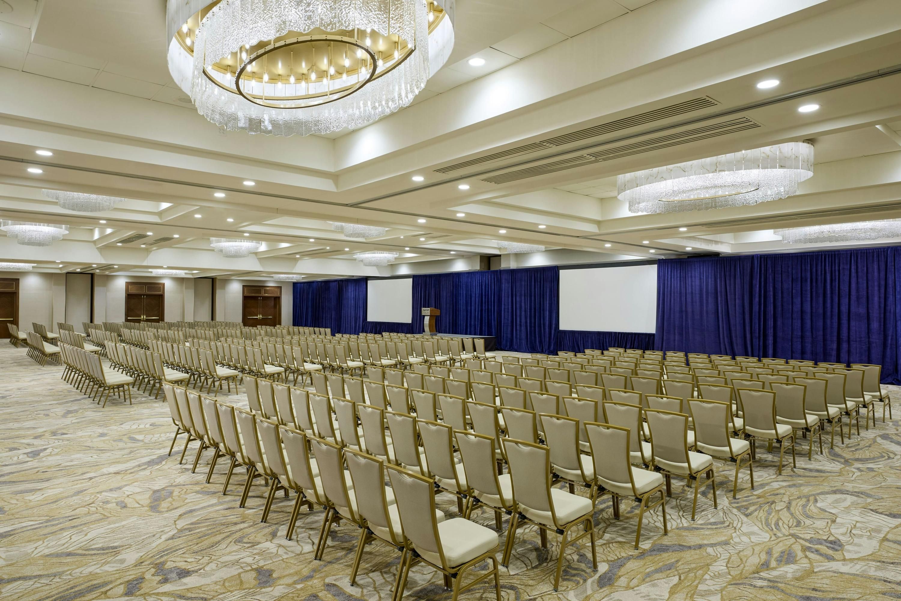 غرفة الاجتماعات