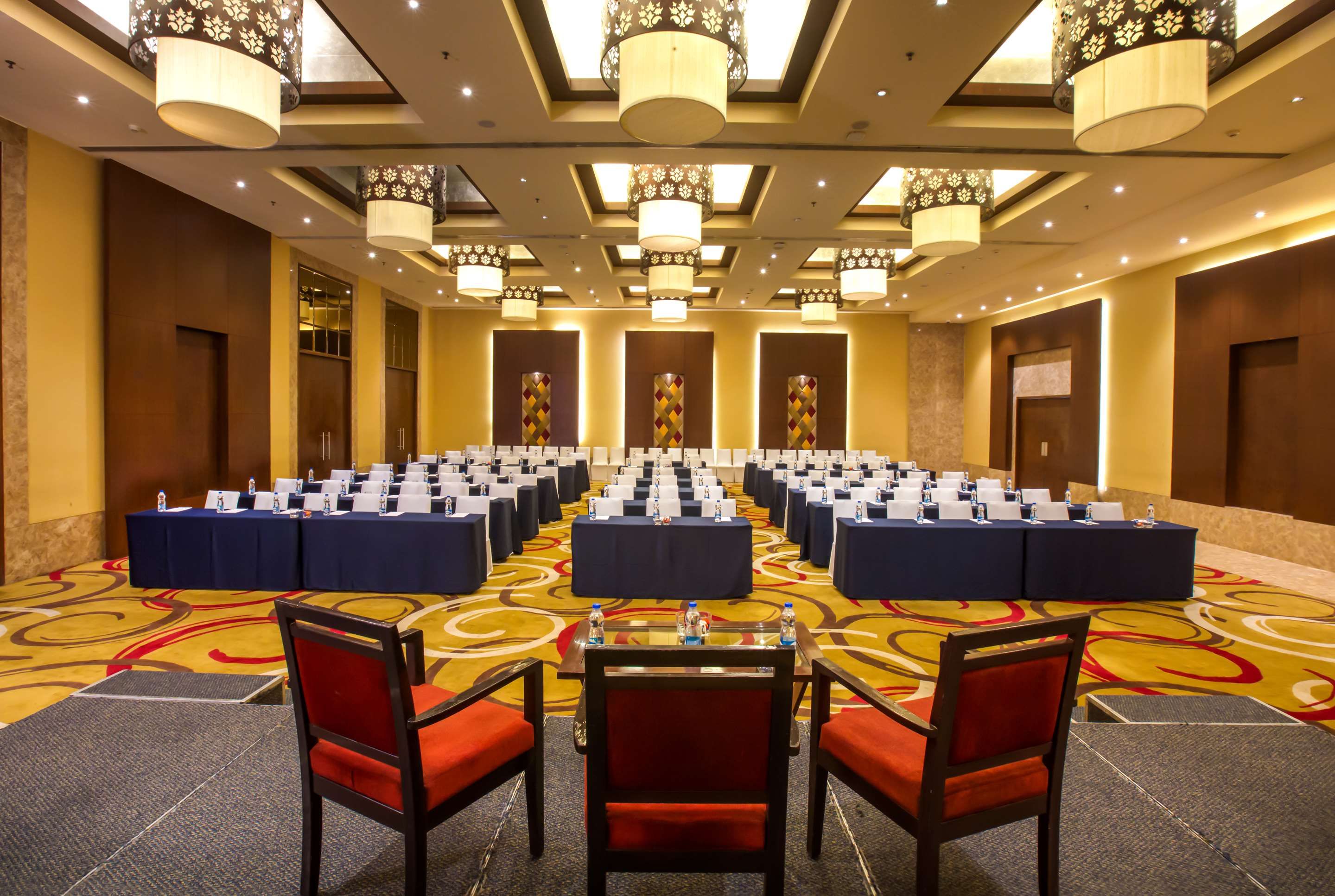 غرفة الاجتماعات