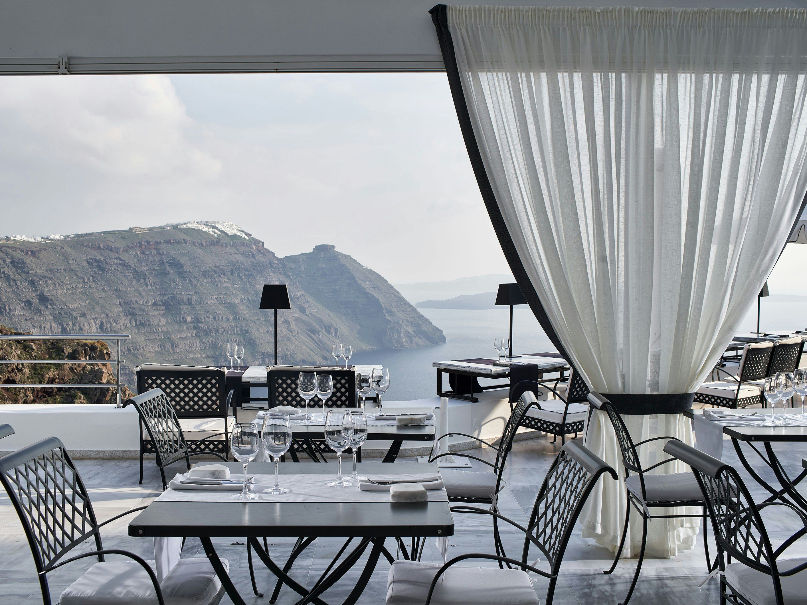 مطعم