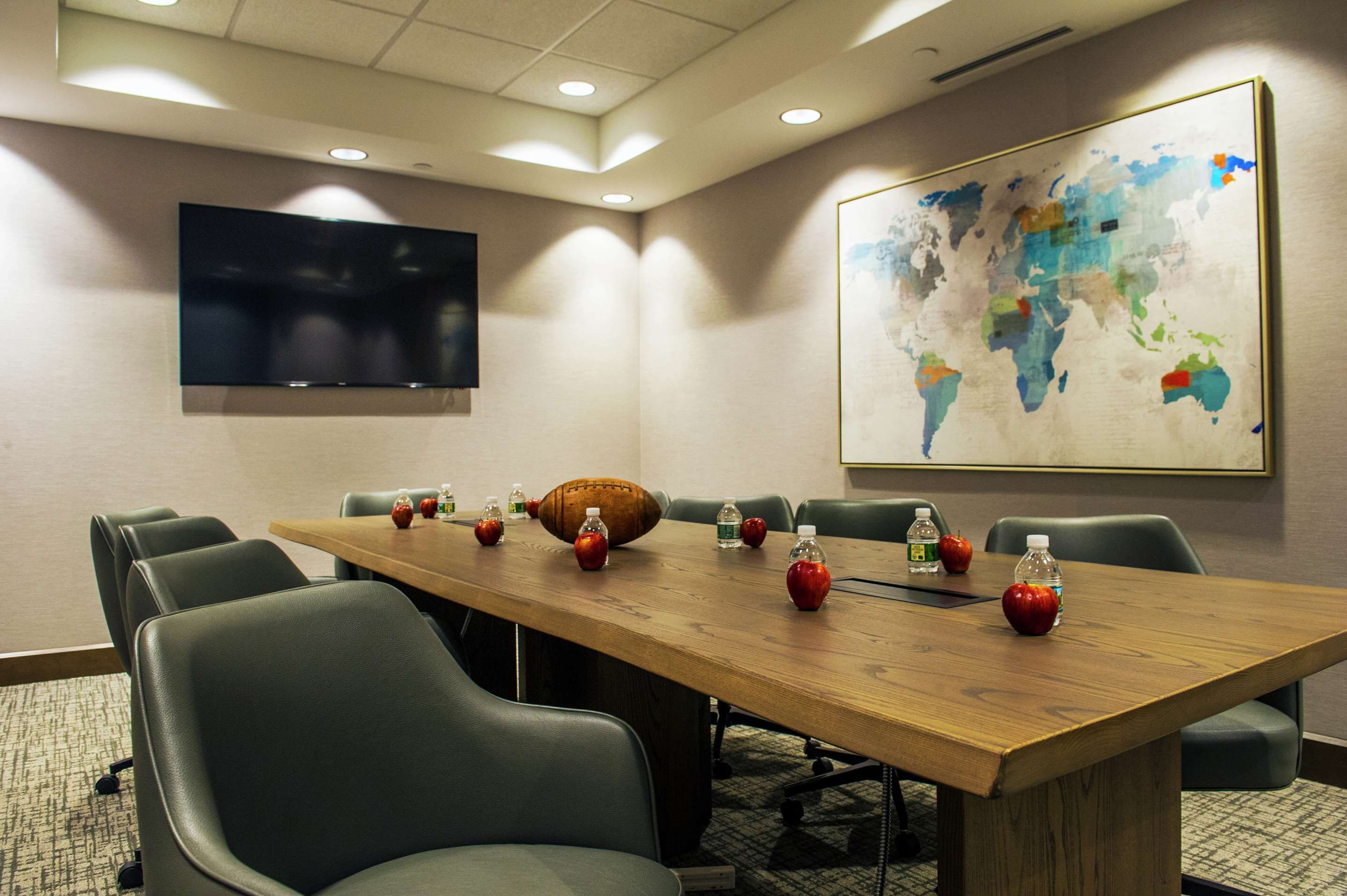 غرفة الاجتماعات