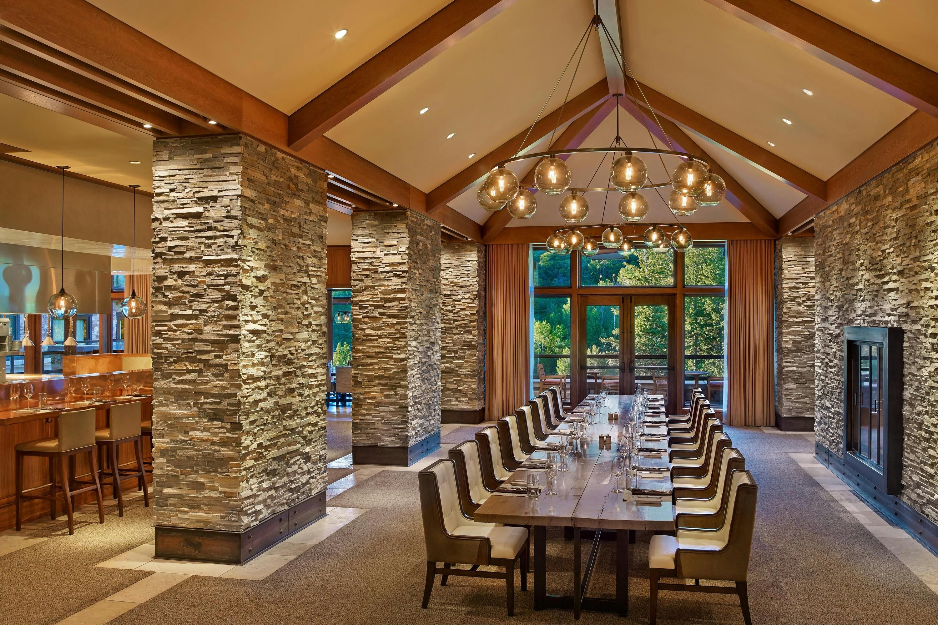 مطعم