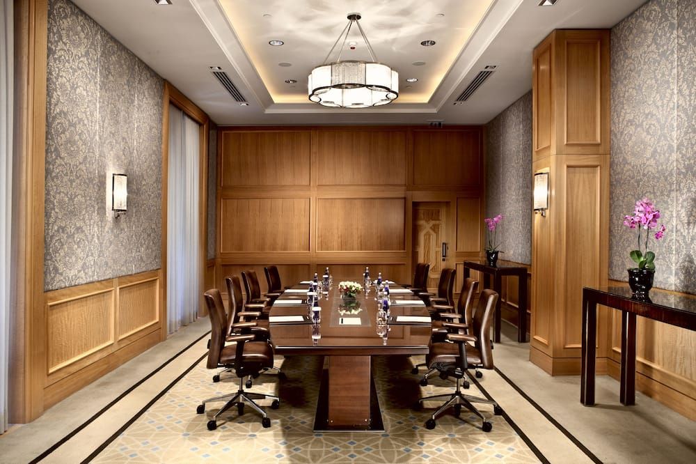 غرفة الاجتماعات