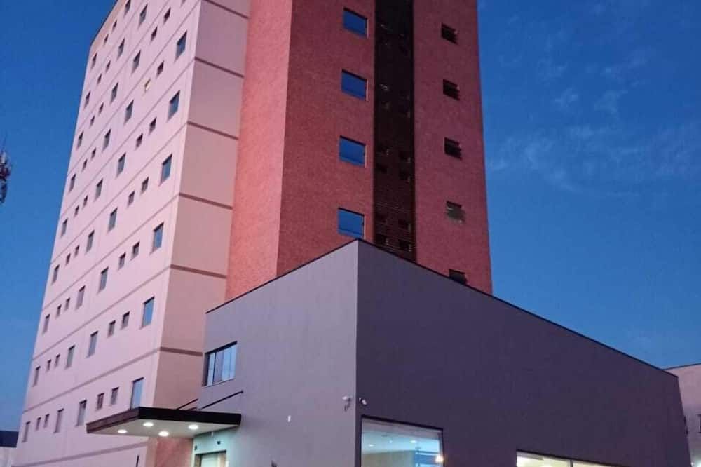 مبنى