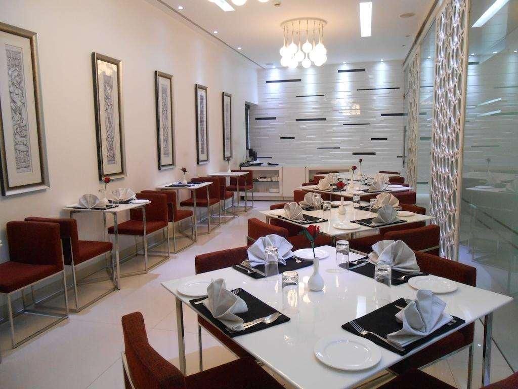 مطعم