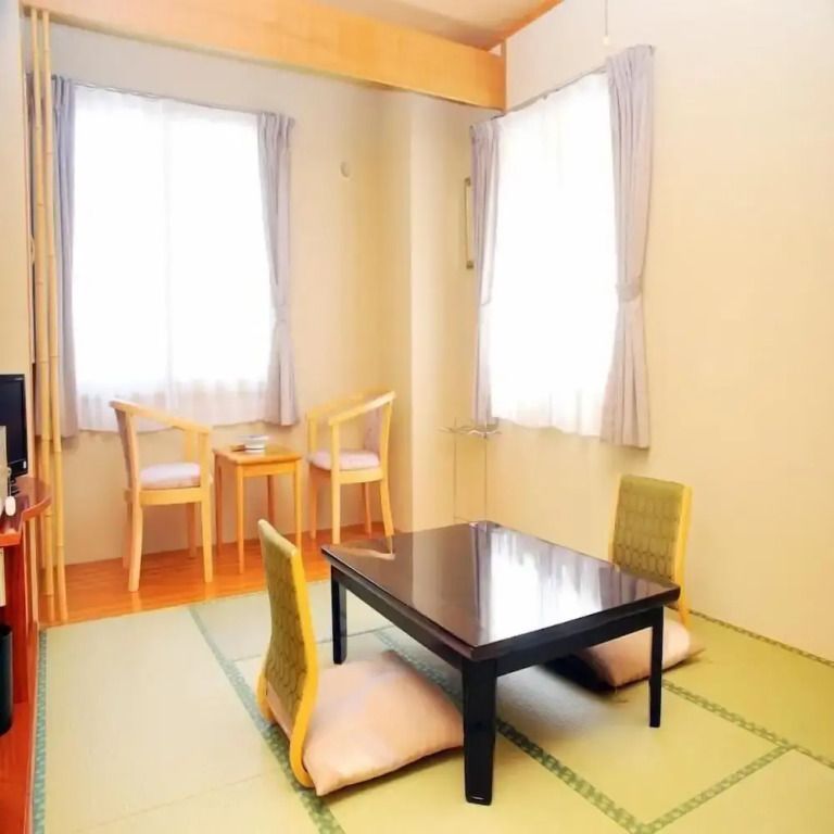 غرفة طعام صورة