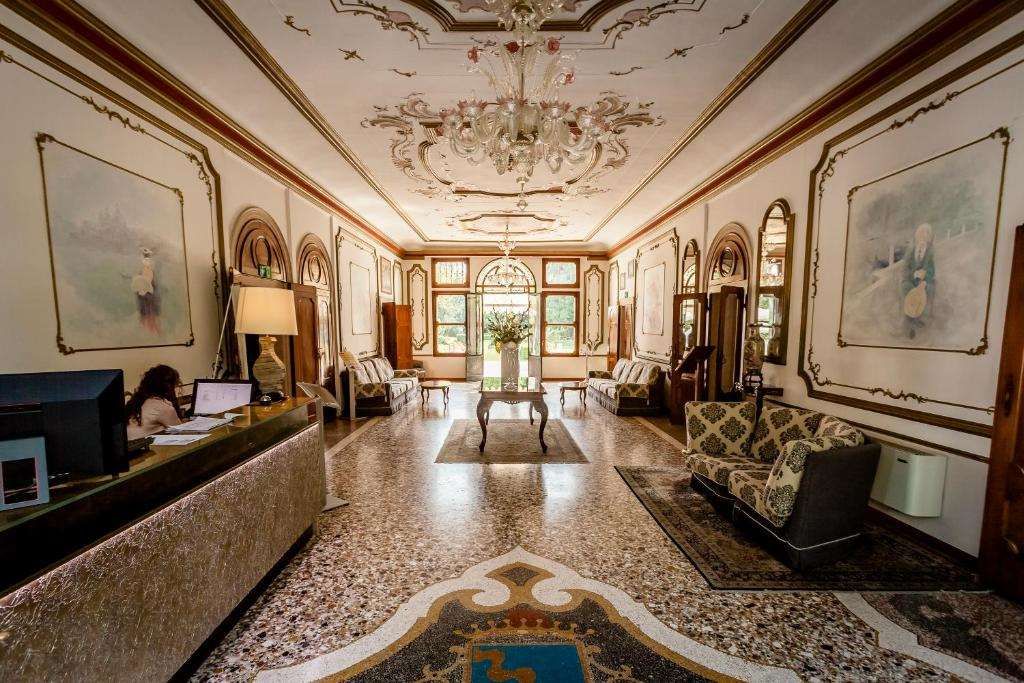 ردهة صورة