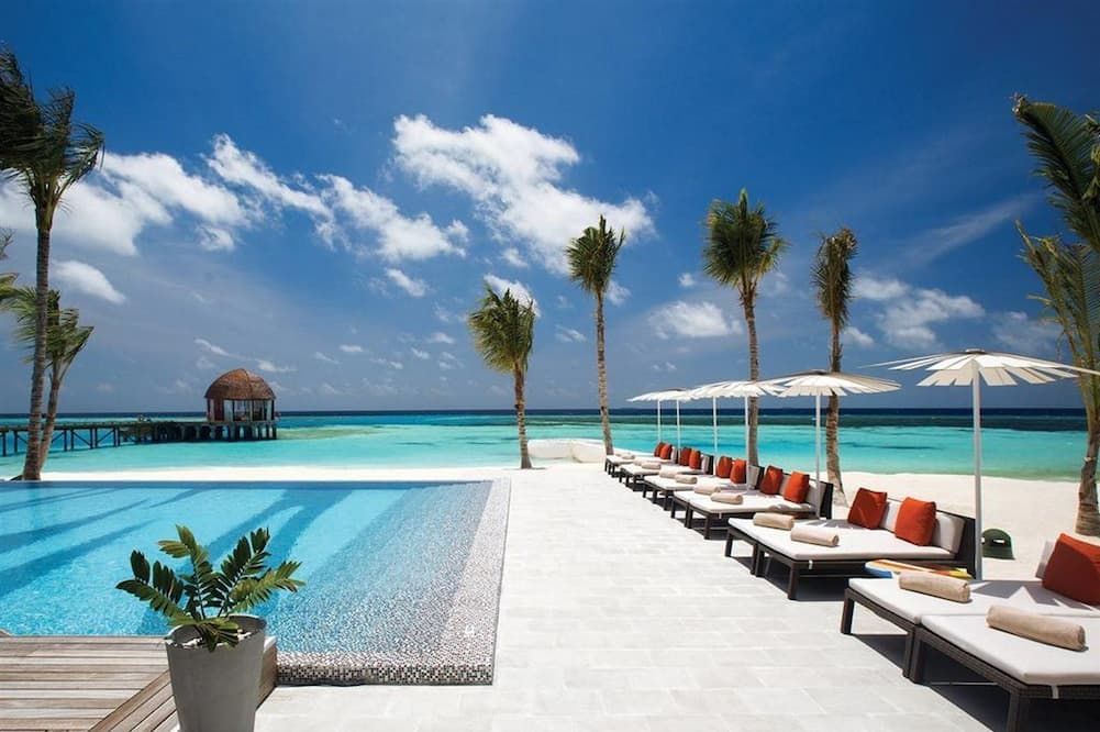 آخر