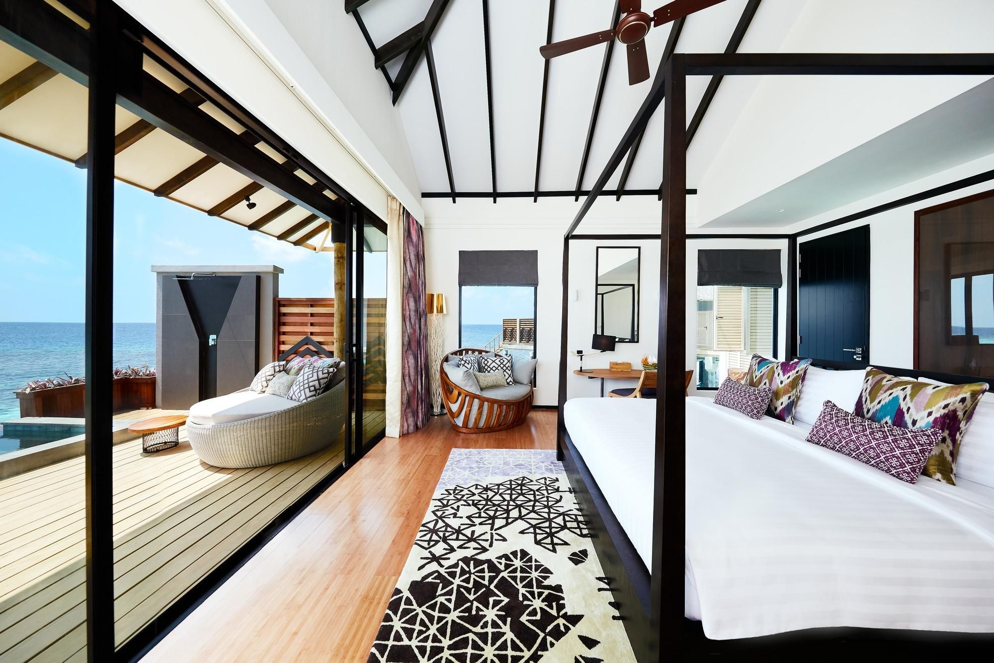 آخر