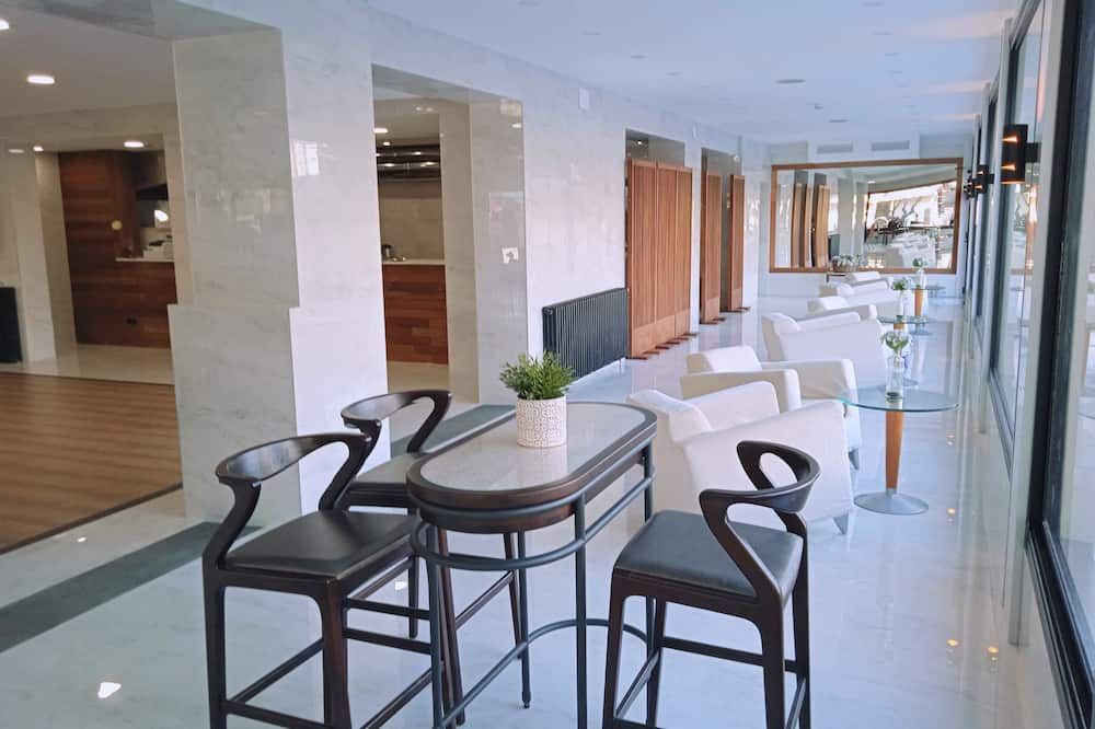 شرفة مرصوفة