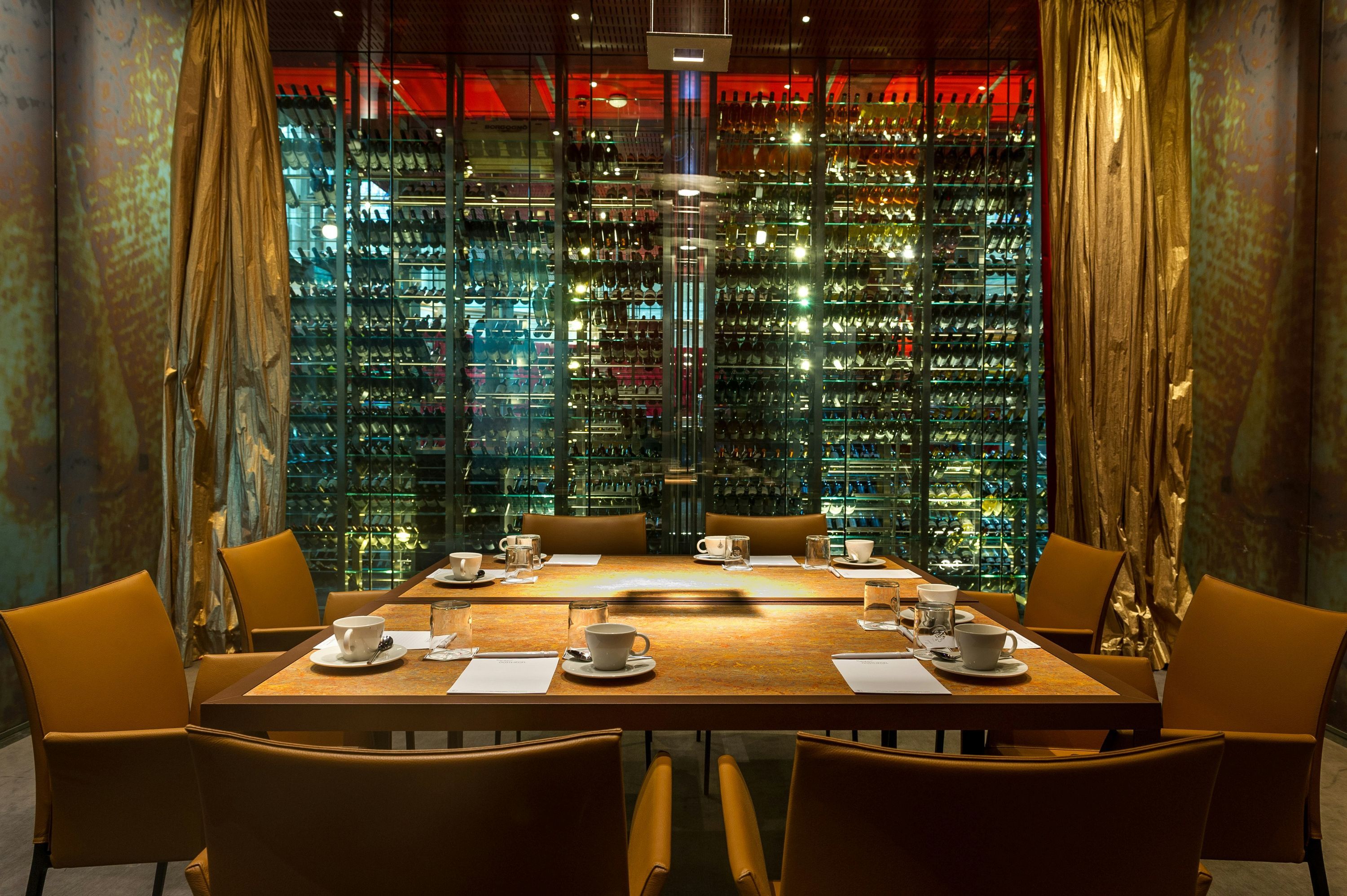 غرفة الاجتماعات