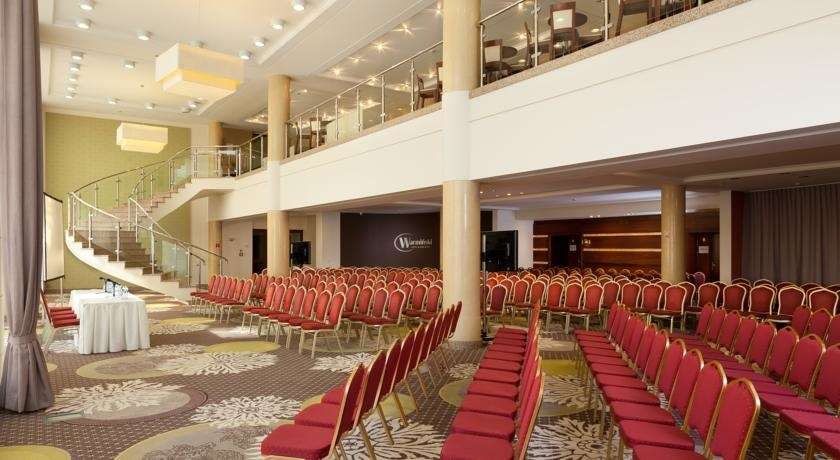 غرفة الاجتماعات