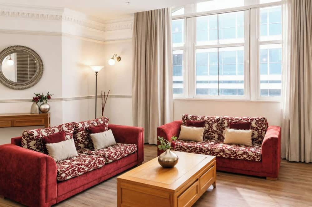 آخر