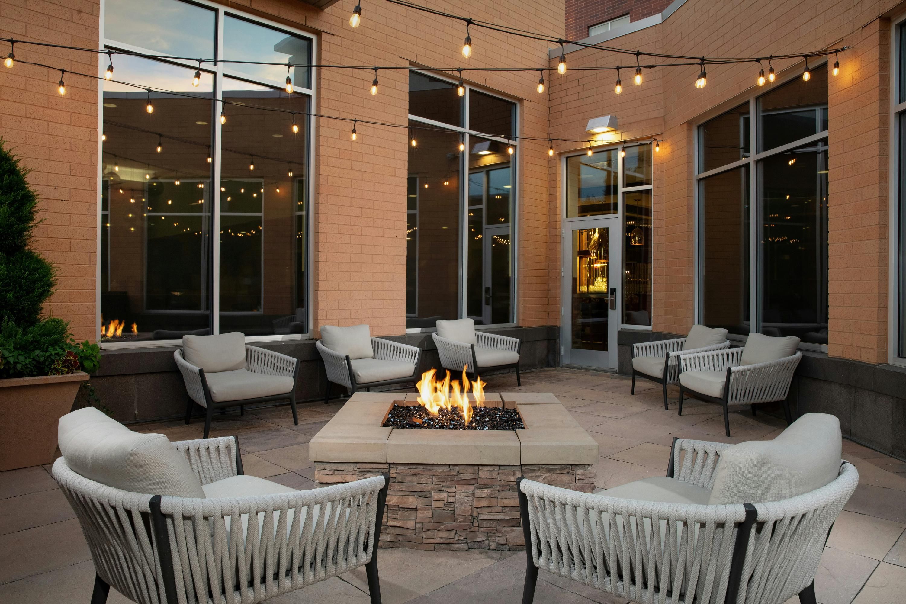 شرفة مرصوفة