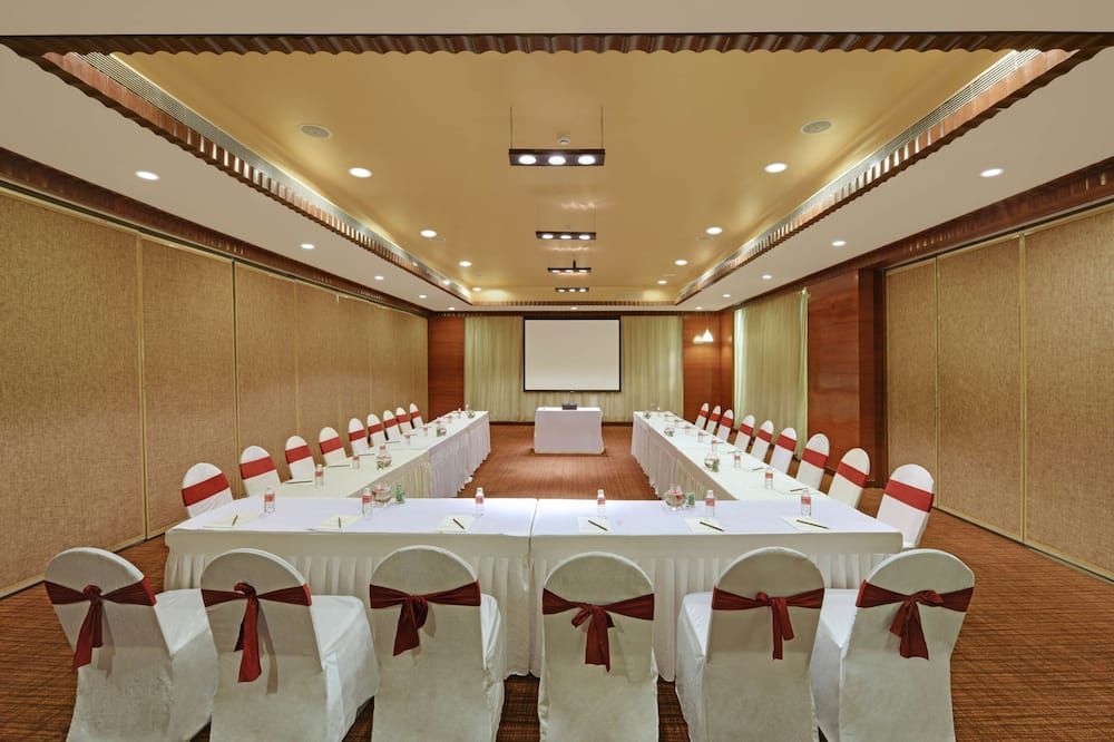 غرفة الاجتماعات