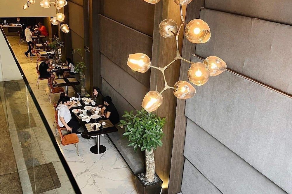 آخر