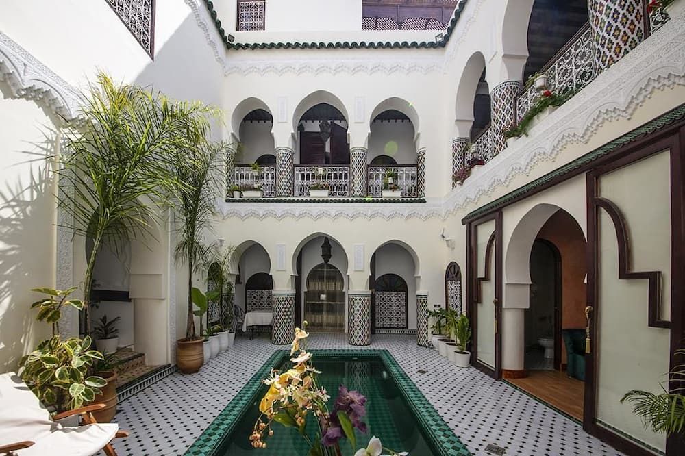 مبنى صورة