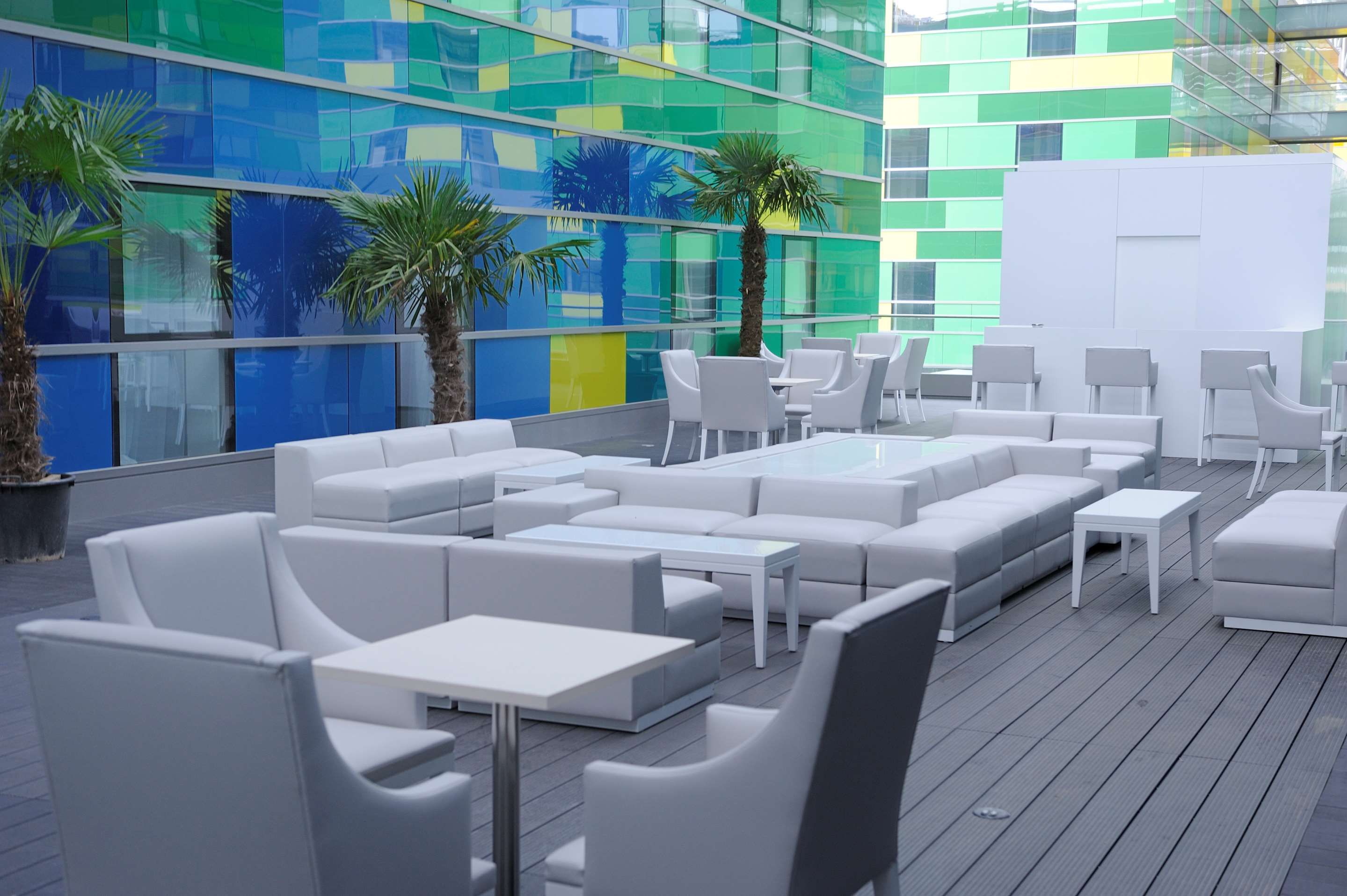 شرفة مرصوفة