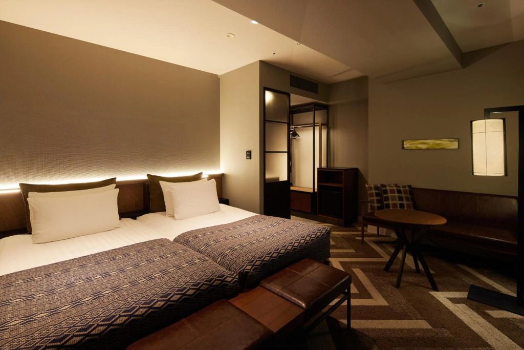 آخر