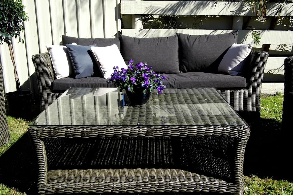 شرفة مرصوفة صورة