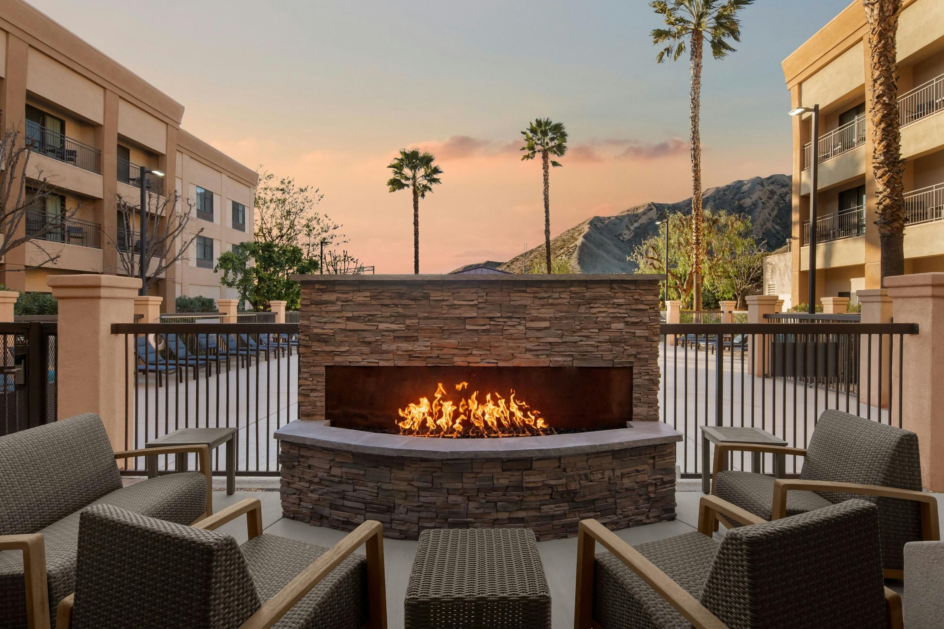 شرفة مرصوفة صورة