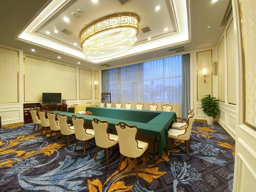 غرفة الاجتماعات