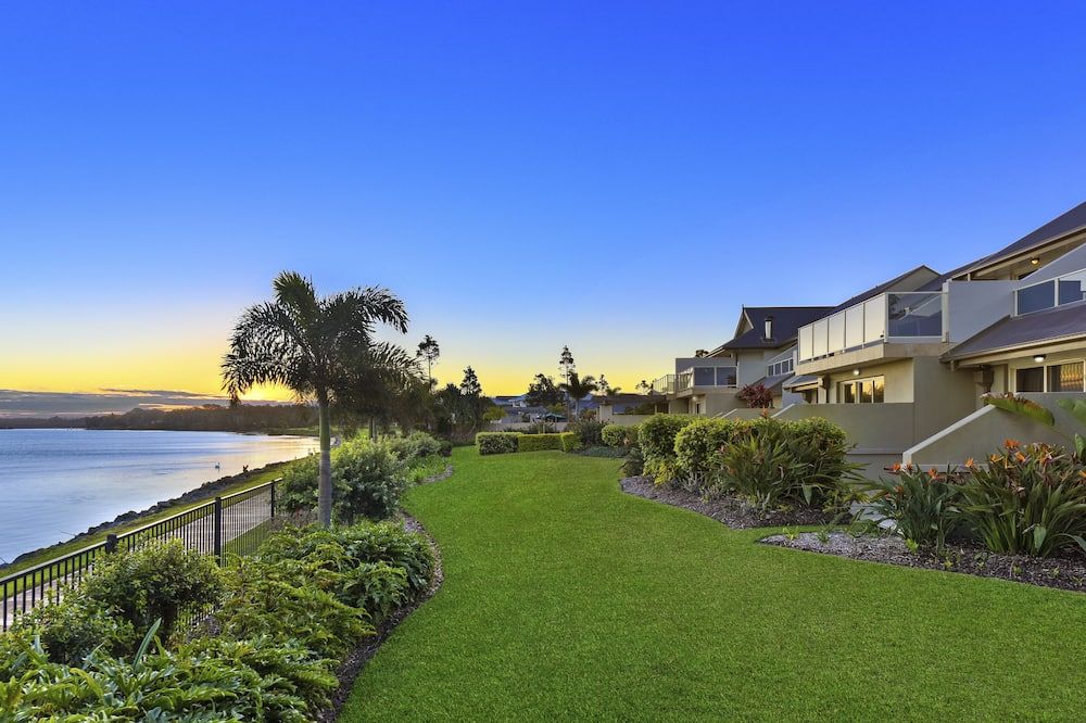 شرفة مرصوفة صورة