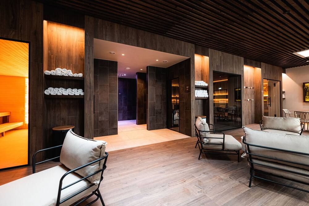 حوض السباحة صورة