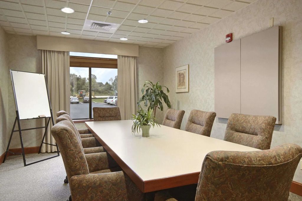 غرفة الاجتماعات