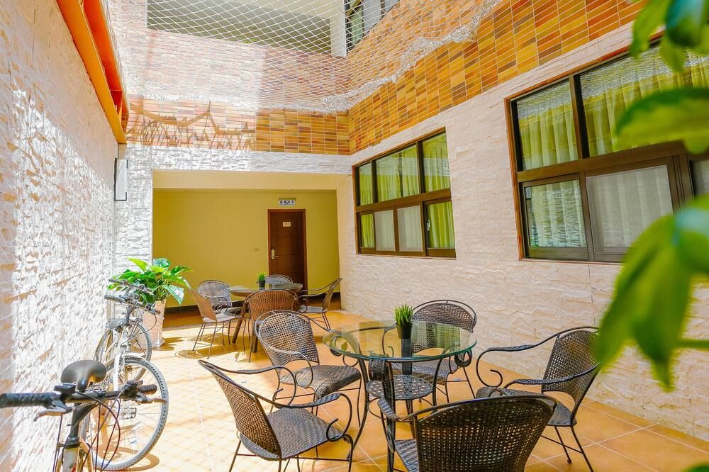 شرفة مرصوفة