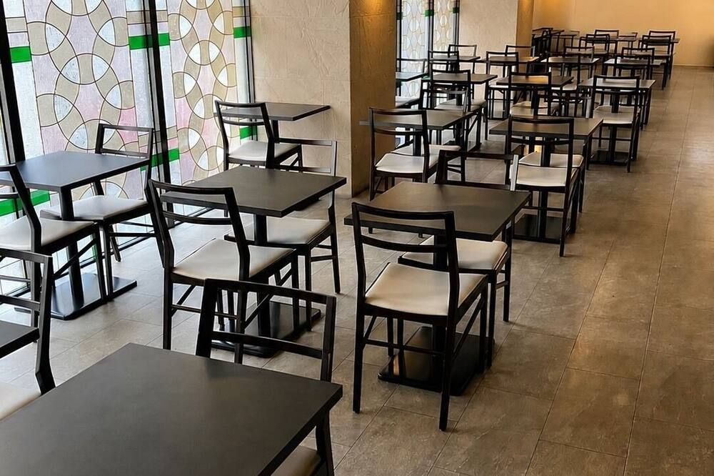 مطعم