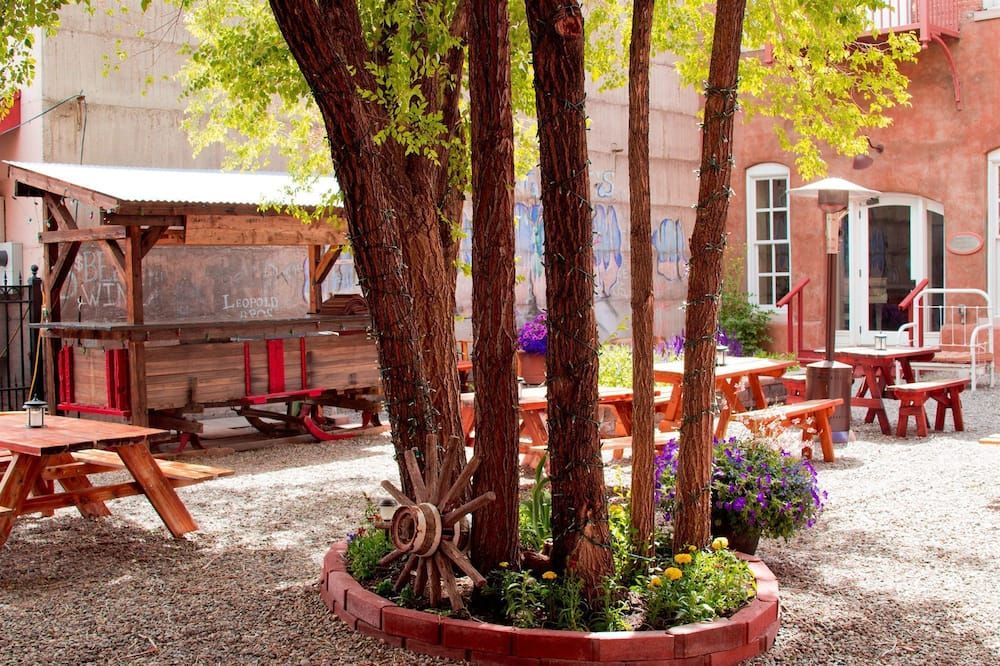 شرفة مرصوفة