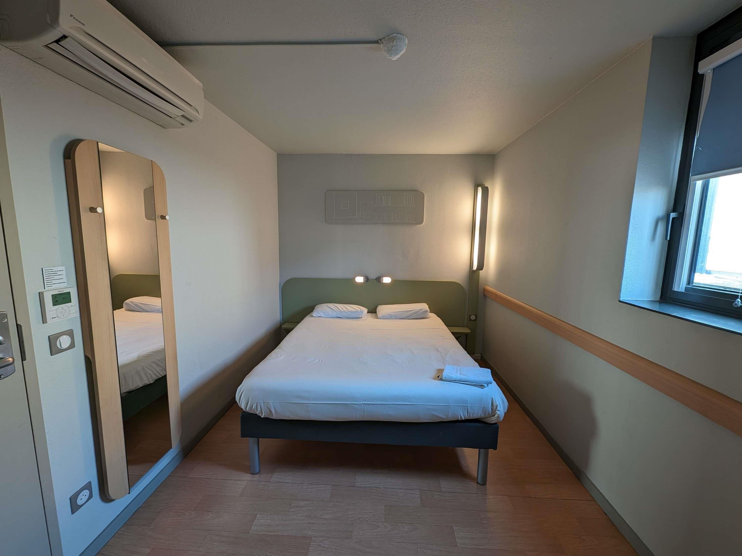 غرفة نوم