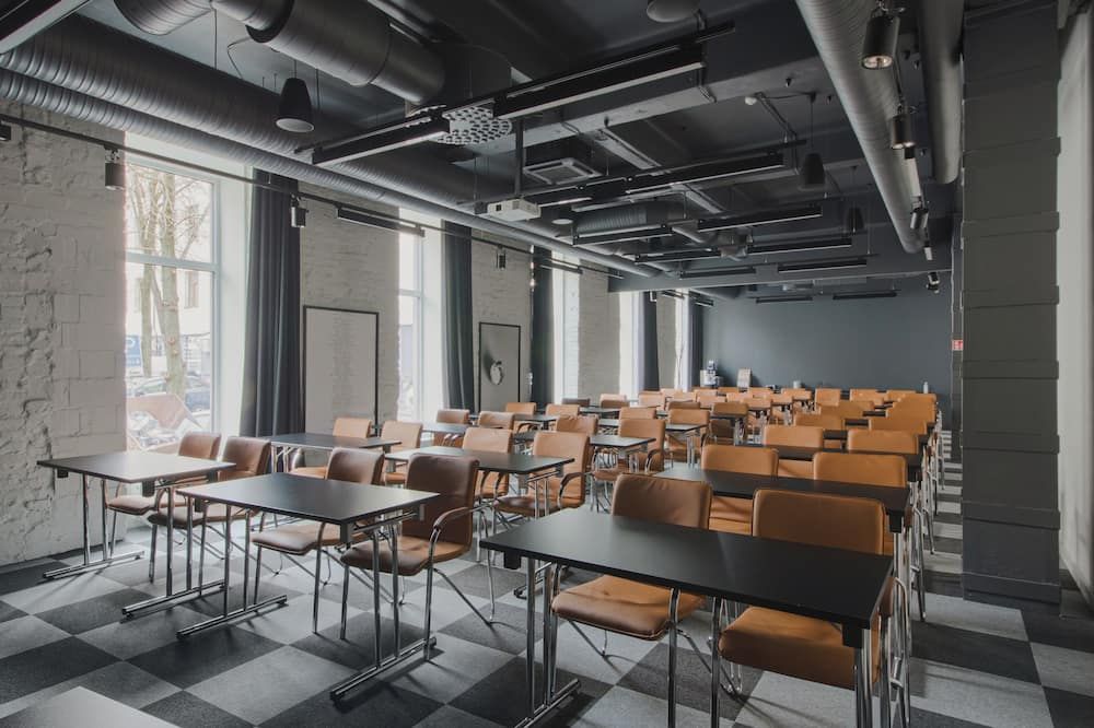 غرفة الاجتماعات