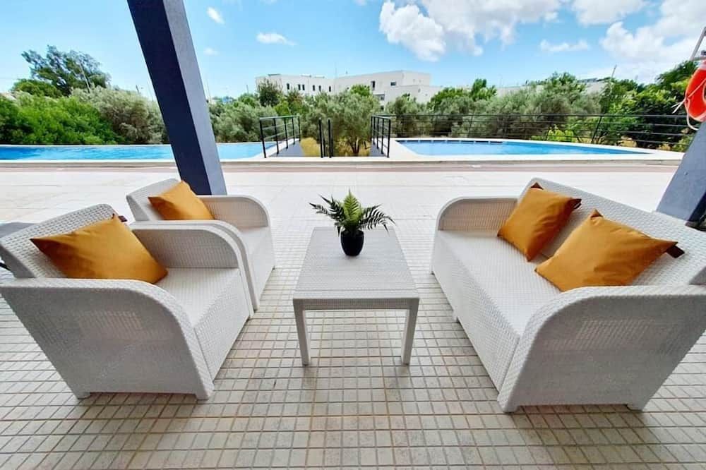 حوض السباحة صورة