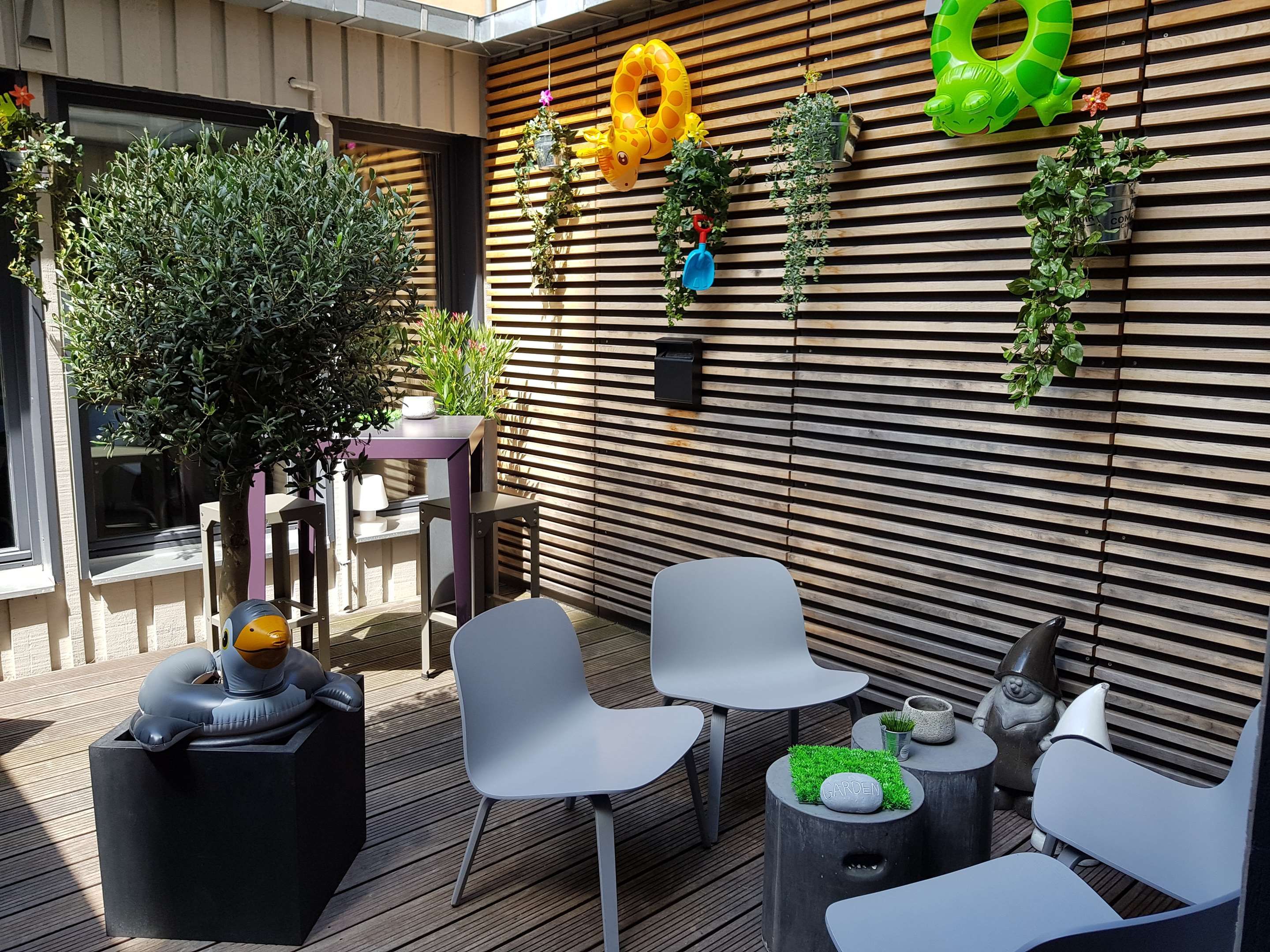 شرفة مرصوفة